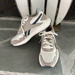 Reebok Glide DMX Athletic Shoes in White, Gray, and Blue